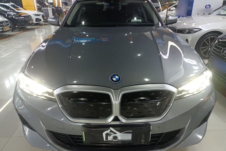 Used BMW i3 2022 eDrive 35 L
