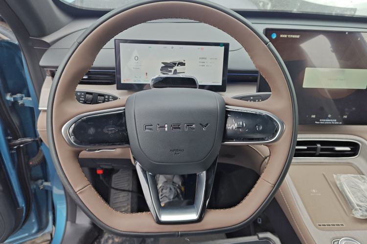 Used Chery Tiggo 8 PLUS C-DM 2025 1.5T 116 km Prestige Version 5 Seats
