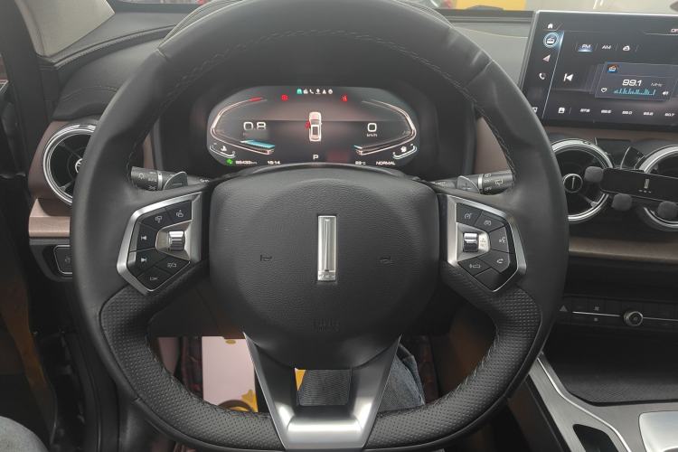 Used Wey VV5 2020 1.5T Two-Wheel Drive Smart Pioneer
