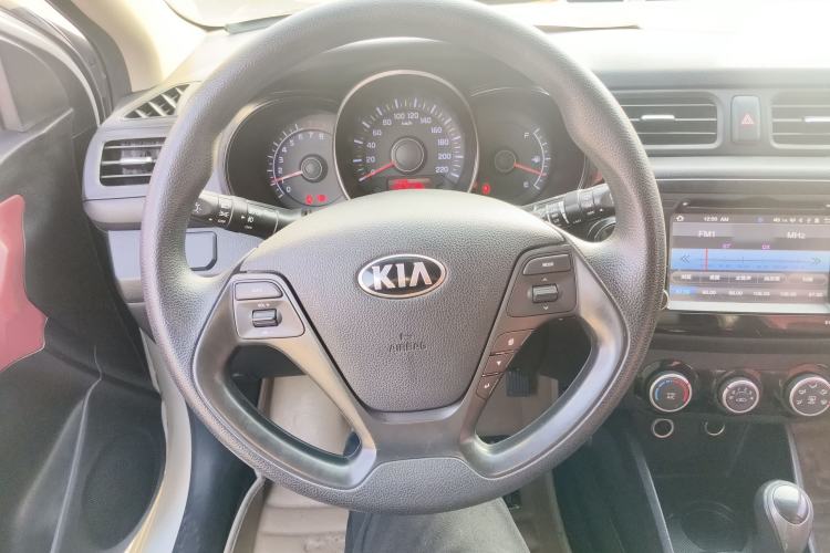 Used Kia K2 2015 Hatchback 1.4L AT GLS Cool Edition
