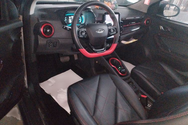 Used Chery Little Ant 2022 Sweet Pink Edition Half-Sugar Version Lithium Iron Phosphate 29.2 kWh 30 kW 301 km
