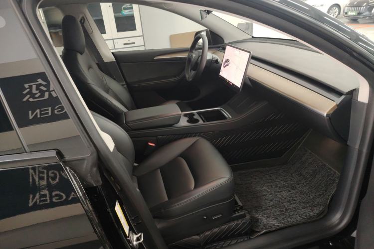 Used Tesla Model Y 2021 Standard Range Rear-Wheel Drive Version