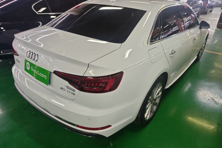 Used Audi A4L 2019 40 TFSI Ambition Version China V