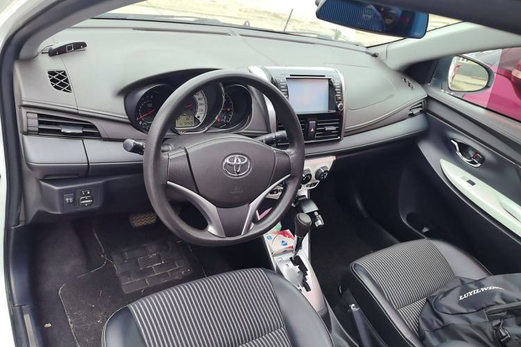 Used Toyota YARiS L 2015 1.5G Automatic Xuan Dong Sunroof Special Edition
