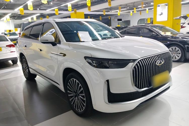 Used Chery Tiggo 9 2025 2.0T Automatic Two-Wheel Drive Luxury Edition 5 Seats
