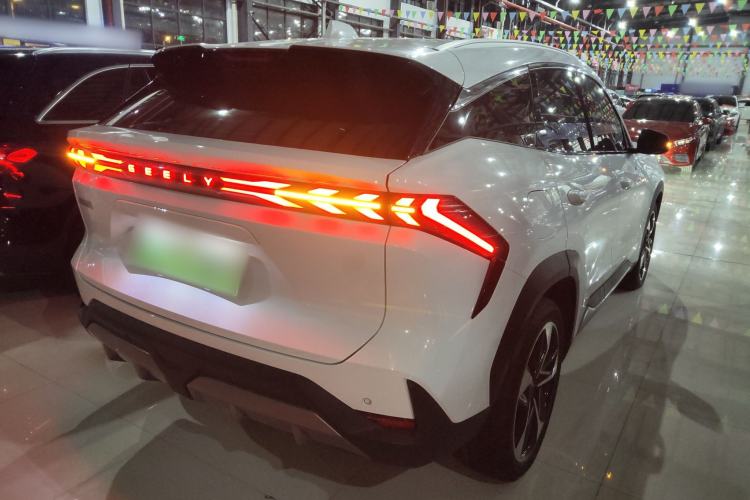 Used  L7 2023 1.5T 115 km Starship
