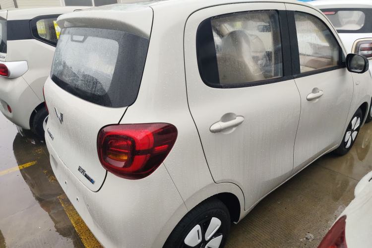 Used Wuling Hongguang MINIEV 2025 Four-Door Version Advanced Edition
