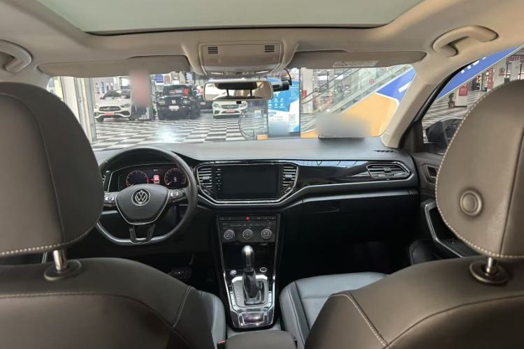 Used Volkswagen T-ROC 2021 280TSI DSG Two-Wheel Drive Elite Connect Edition
