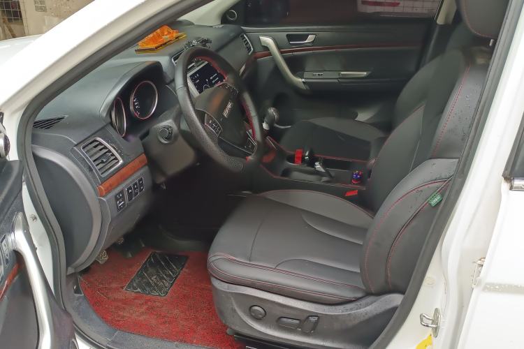 Used Haval H6 2017 Red-Label Sport Edition 1.5T Manual Two-Wheel Drive Elite Model
