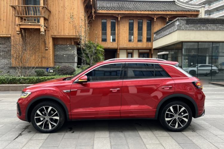 Used Volkswagen T-ROC 2023 300TSI DSG Two-Wheel-Drive Chen Guang Edition

