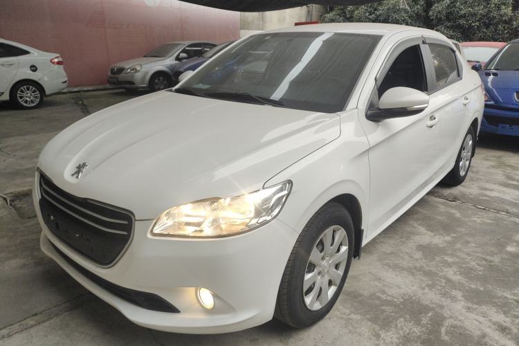 Used Peugeot 301 2016 1.6L Manual Comfort Edition
