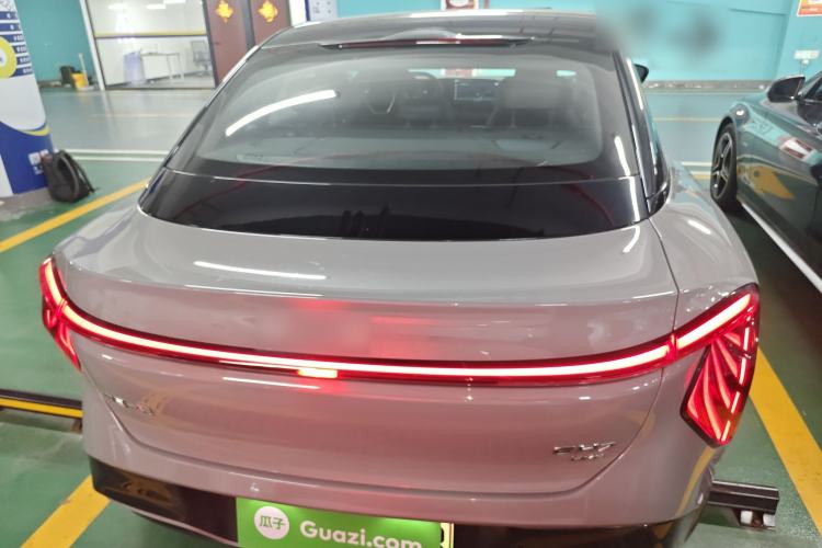 Used Hongqi EH7 2024 690 Pro