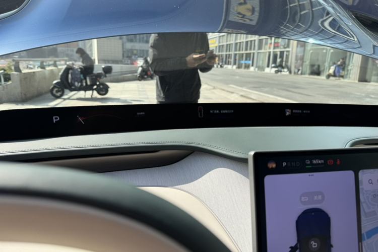 Used  YU7 2025 Ultra-Long Range High-Performance All-Wheel-Drive Max Edition