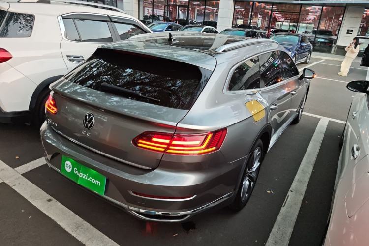 Used Volkswagen FAW-Volkswagen CC 2021 Estate Vehicle 380TSI Vizzion Edition
