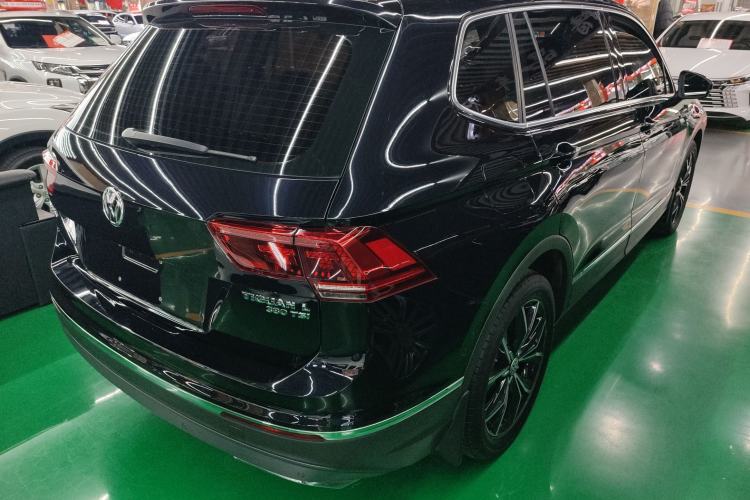 Used Volkswagen Tiguan L 2017 380TSI Automatic All-Wheel-Drive Flagship Edition
