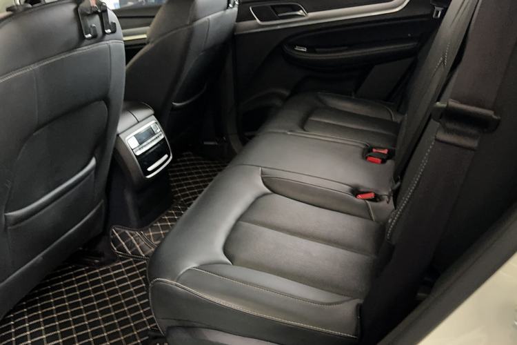 Used Roewe RX8 2019 30T Two-Wheel Drive Supreme Flagship Edition
