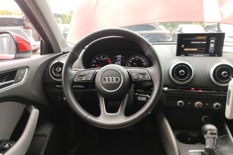 Used Audi A3 2019 Limousine 35 TFSI Fashion Edition China VI Emission Standard