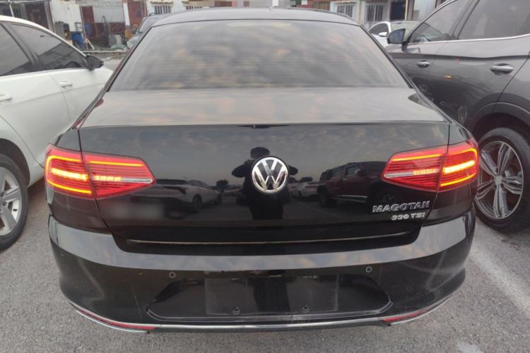 Used Volkswagen Magotan 2017 330TSI DSG Luxury Model