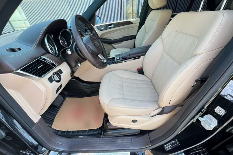 Used Mercedes-Benz GLE 2017 GLE 400 4MATIC
