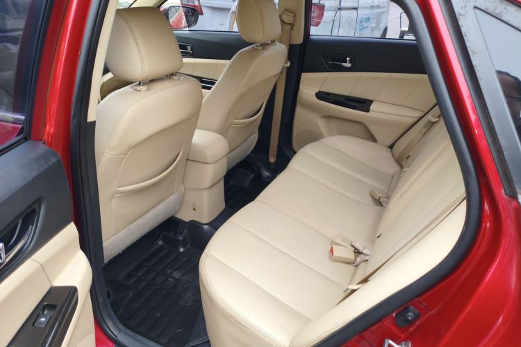 Used Changan Eado 2015 1.6L Manual Luxury Model China V Standard
