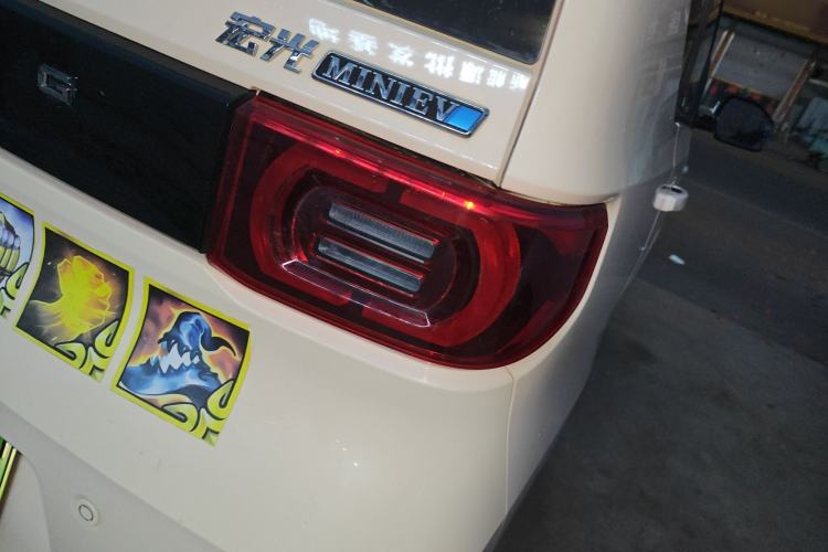 Used Wuling Hongguang MINIEV 2022 Macaron Fashion Model Lithium Iron Phosphate
