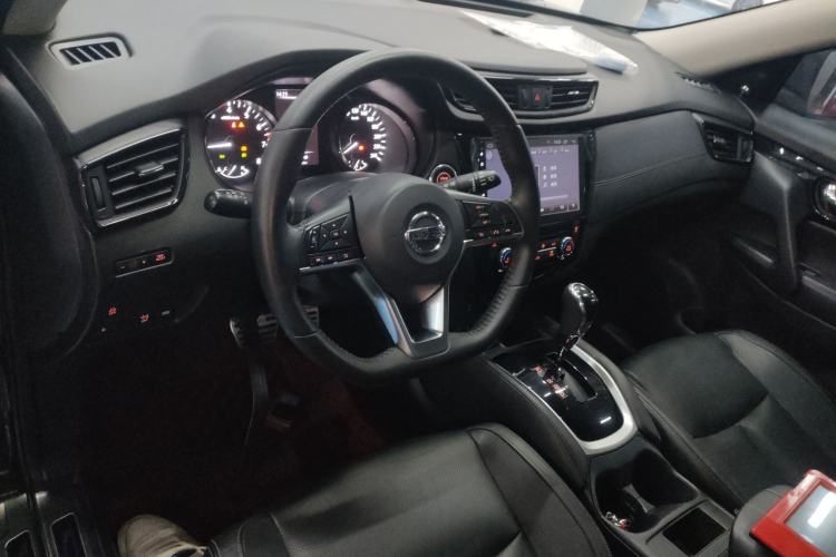 Used Nissan X-Trail 2019 2.0L CVT 7-Seater Comfort Version 2WD