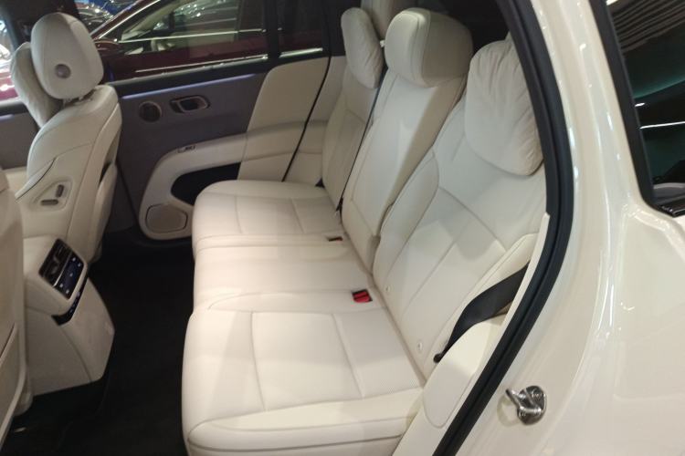 Used Li Auto Li Auto i6 2025 Model Two-Wheel-Drive Standard Type
