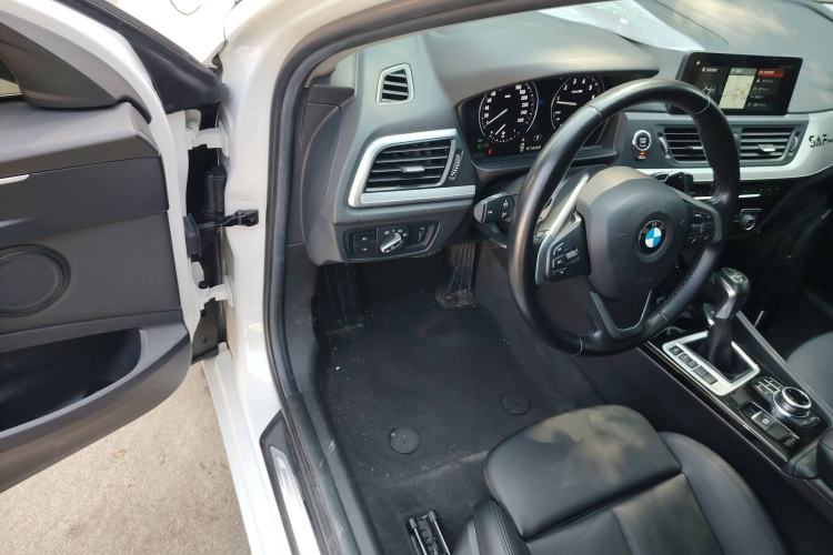 Used BMW 1 Series 2018 120i Design Package Model
