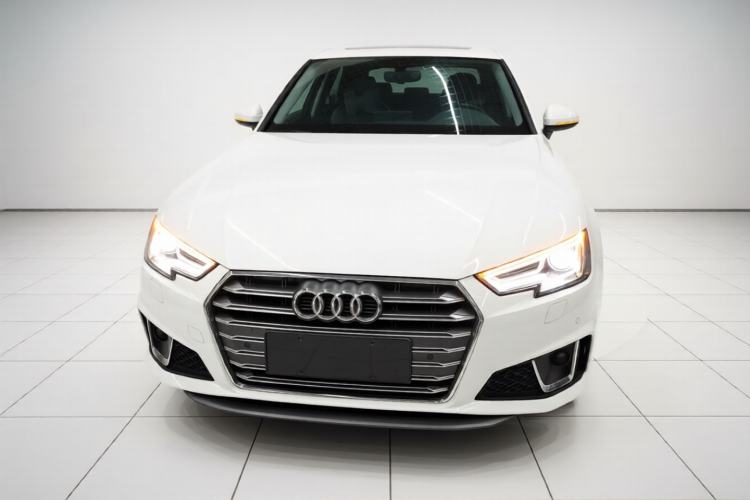Used Audi A4L 2019 40 TFSI Fashion Edition China VI Emission Standard