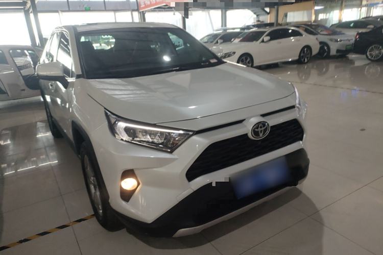 Used Toyota RAV4 2021 2.0L CVT Two-Wheel Drive Fashion PLUS Edition