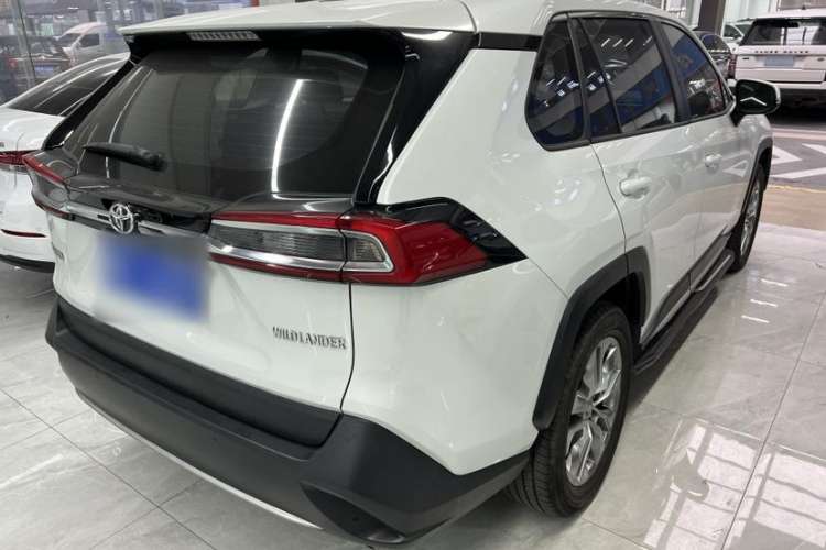 Used Toyota Wildlander 2022 2.0L CVT Two-Wheel Drive Luxury PLUS Edition
