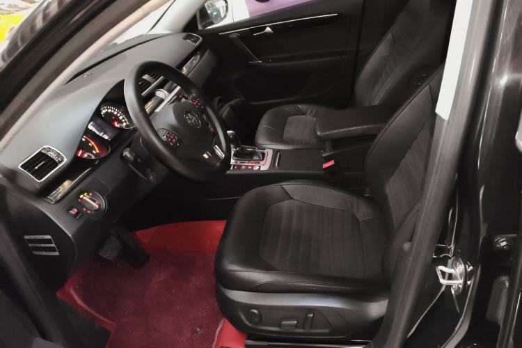 Used Volkswagen Magotan 2016 1.8TSI Luxury Comfort Model