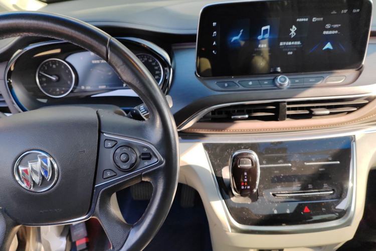 Used Buick GL8 2022 Land Business Class 652T Luxury Model
