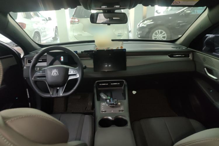 Used BYD Qin PLUS 2025 DM-i Smart Drive 55KM Leading Model
