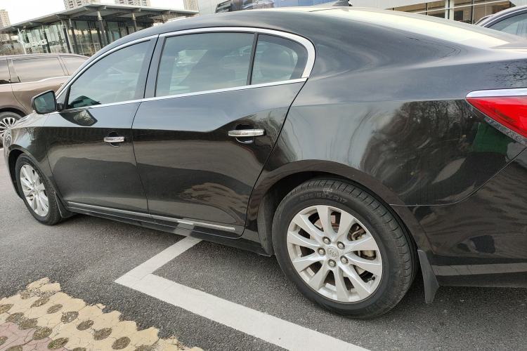 Used Buick LaCrosse 2013 2.4L SIDI Elite Comfort Version
