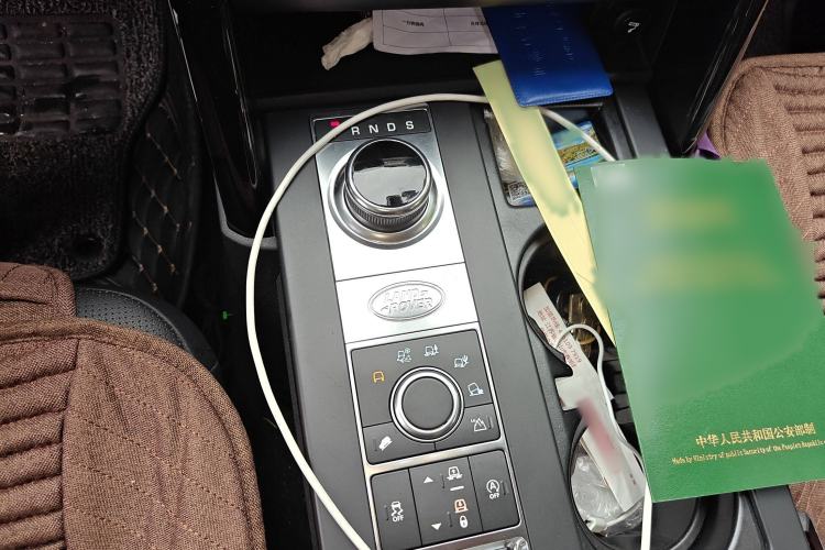 Used Land Rover Discovery 2019 3.0 SC V6 SE
