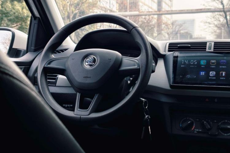 Used Skoda Fabia 2017 1.4L Automatic Car Enjoy Edition
