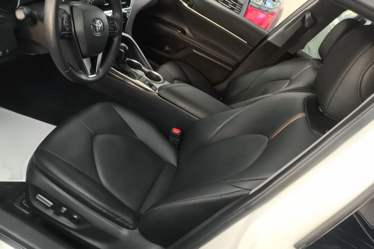 Used Toyota Camry 2021 2.0G Luxury Edition