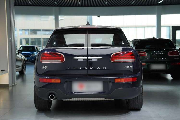 Used  Clubman 2023 1.5T COOPER Connoisseur
