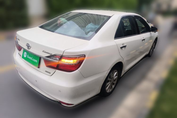 Used Toyota Camry 2015 2.0G Premier Edition
