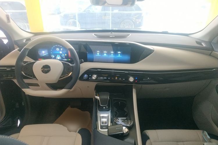 Used Dongfeng Aeolus Huge 2022 Mach Power 1.5T Dare-to-Love Edition