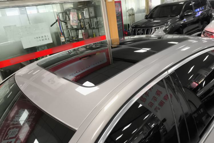 Used BMW 5 Series 2018 530Li Leading Edition Luxury Package
