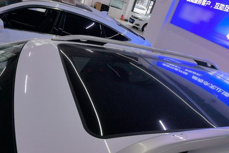 Used  Cherokee 2019 2.0T Two-Wheel Drive Smart Enjoyment Version China V
