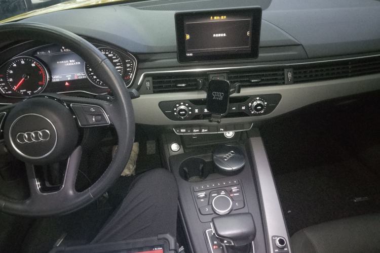 Used Audi A4L 2018 30th Anniversary Edition 40 TFSI Trendy Model
