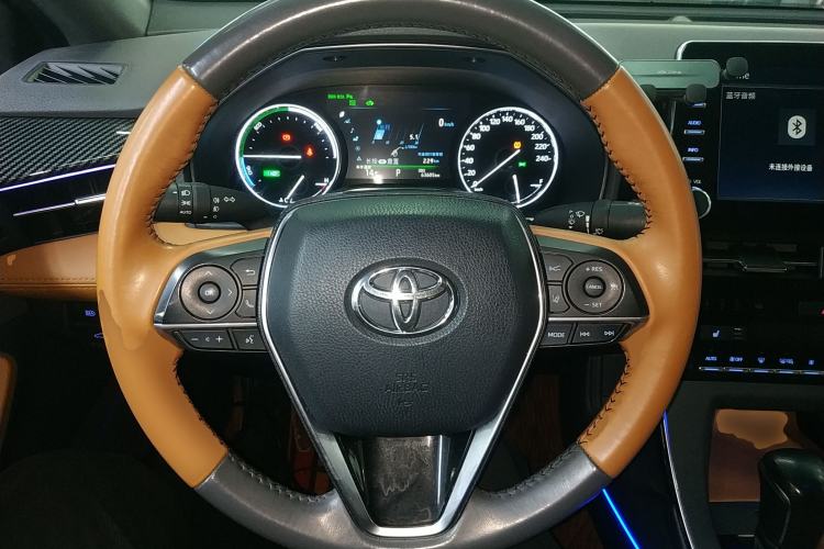 Used Toyota Avalon 2019 Dual-Engine 2.5L XLE Prestige Version China VI Standard
