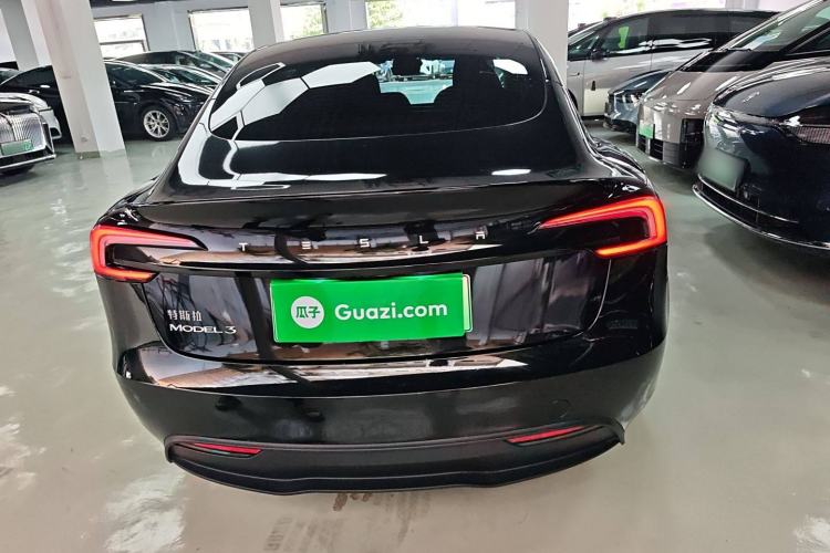 Used Tesla Model 3 2023 Rear-Wheel-Drive Version
