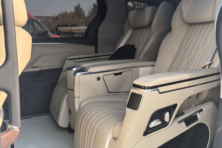 Used Toyota Sienna 2023 2.5L Hybrid Comfort Edition
