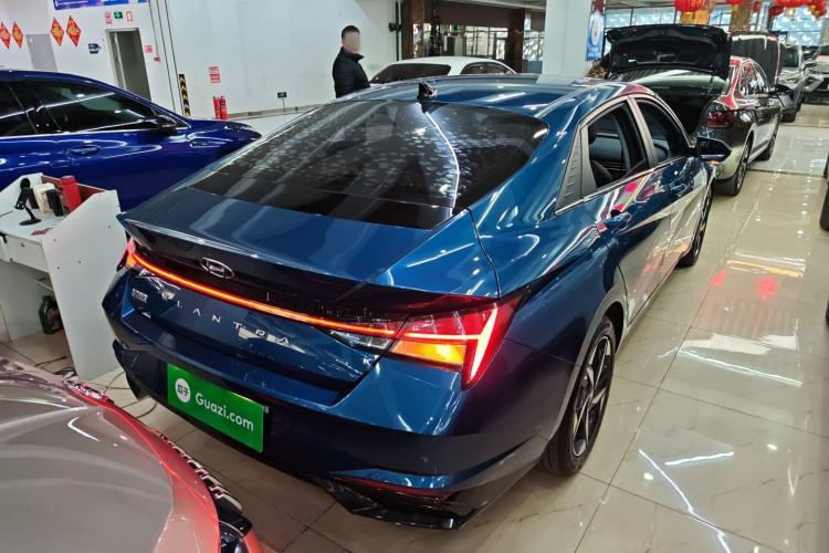 Used Hyundai Elantra 2021 1.5L CVT LUX Prestige Edition