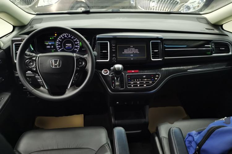 Used Honda Elysion 2019 2.0L Hybrid Luxury Edition
