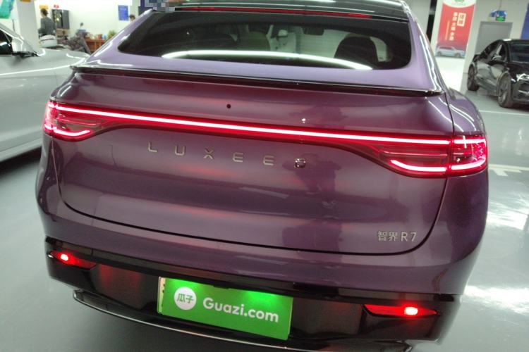 Used Hima Luxeed R7 2025 Range-Extended Version 251 km Max
